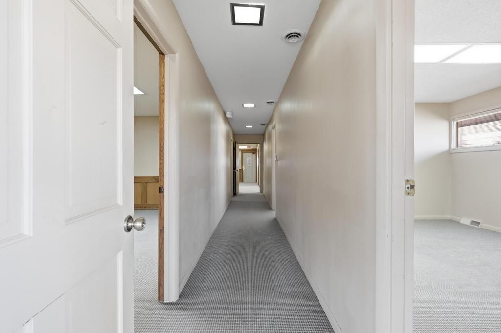 102 S Judson Street — photo 11