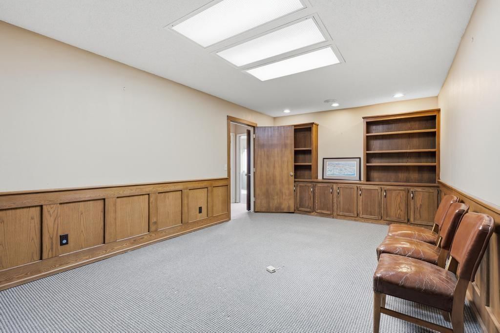 102 S Judson Street — photo 13