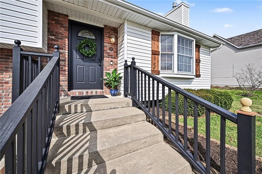 205 Rhodus Court — photo 2