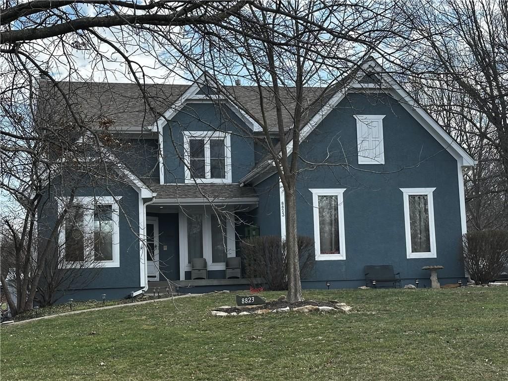 8823 Sunset Drive, Lenexa, KS