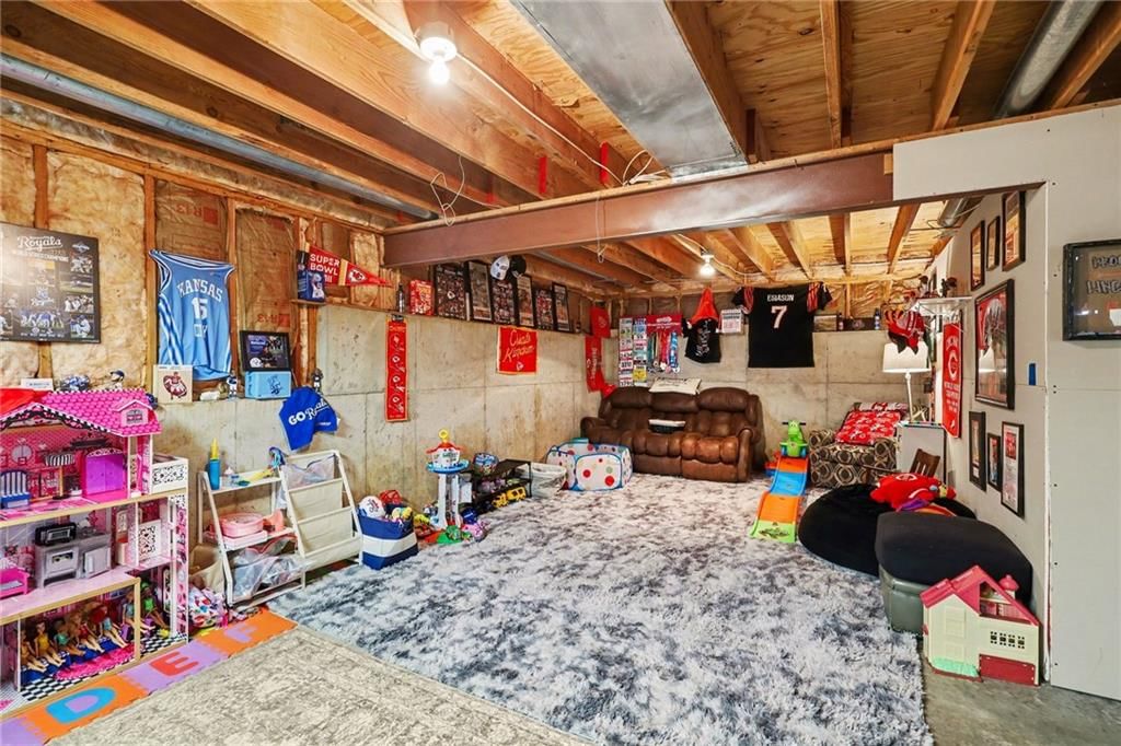 5217 NE Holiday Drive — photo 22