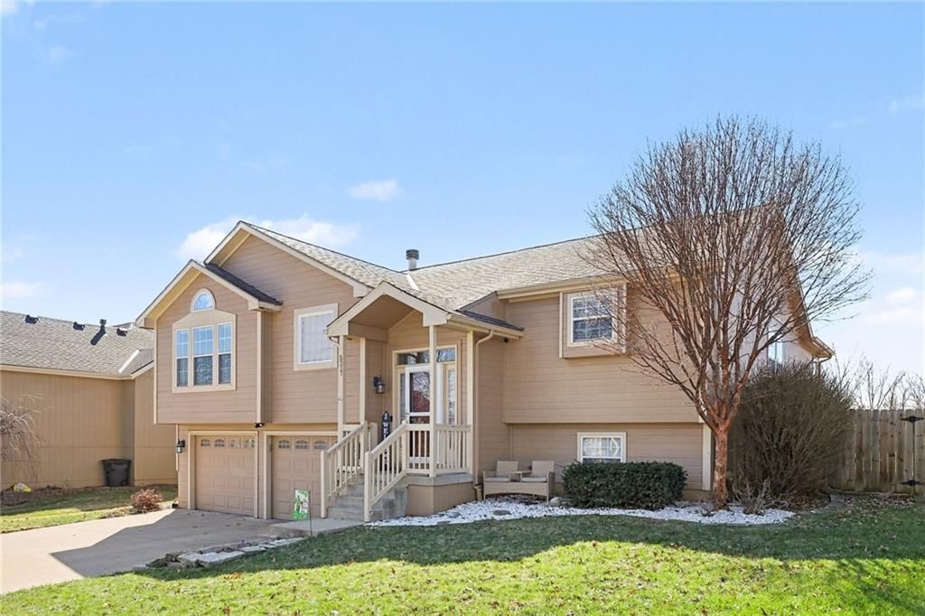 5217 NE Holiday Drive — photo 30
