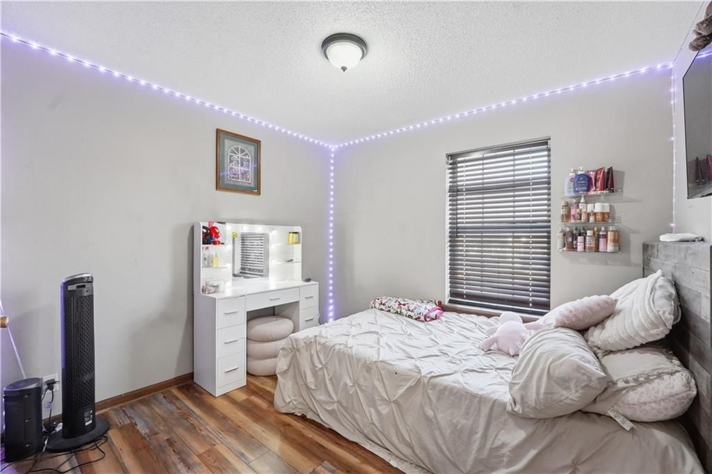 1505 Emerald Circle — photo 13