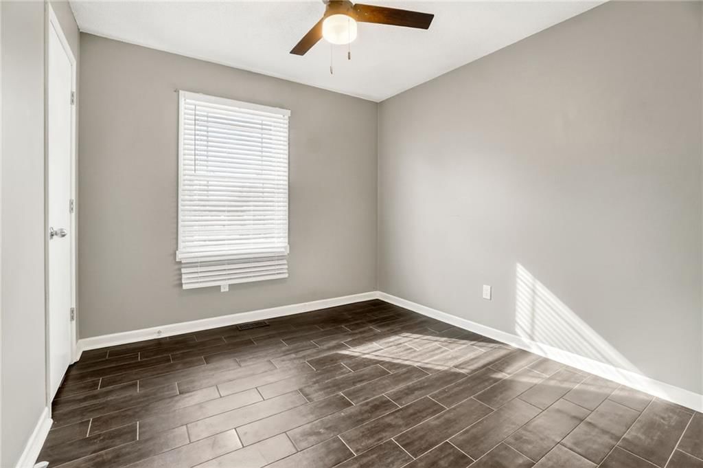 16205 Speaker Avenue — photo 12