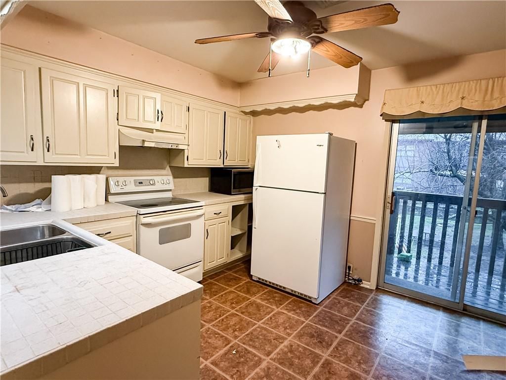 439 W 104th Street — photo 20