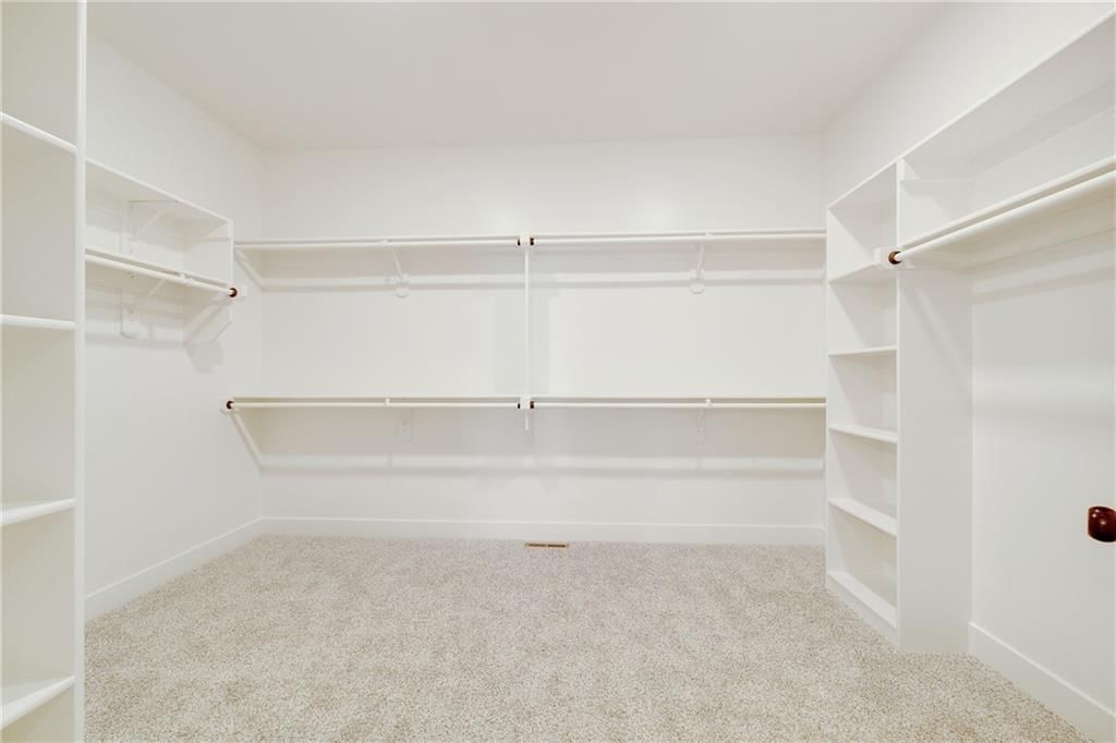 300 SW Hawthorne Court — photo 24