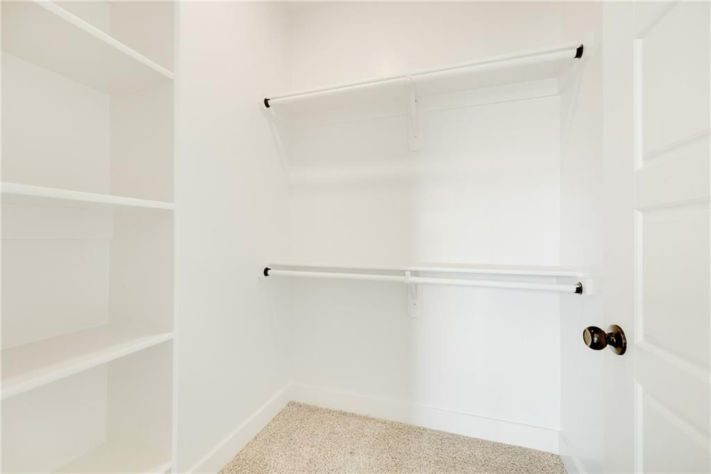 300 SW Hawthorne Court — photo 27