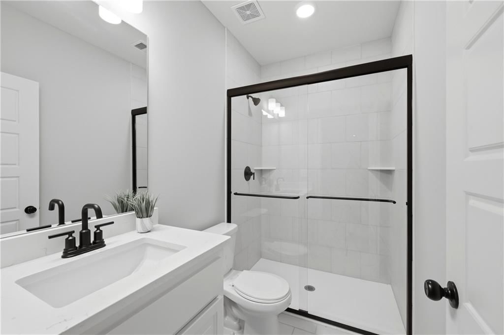 300 SW Hawthorne Court — photo 61