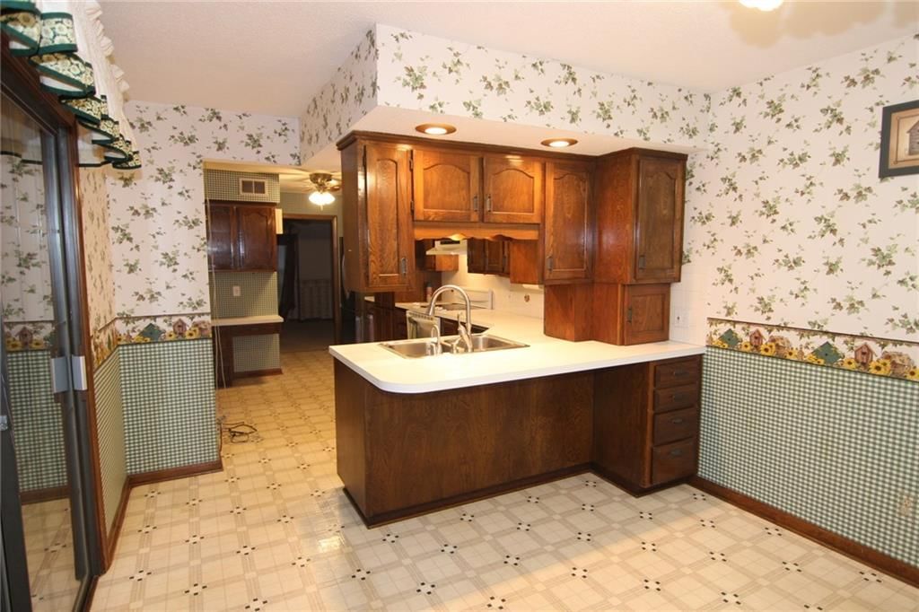11415 W 49th Terrace — photo 11