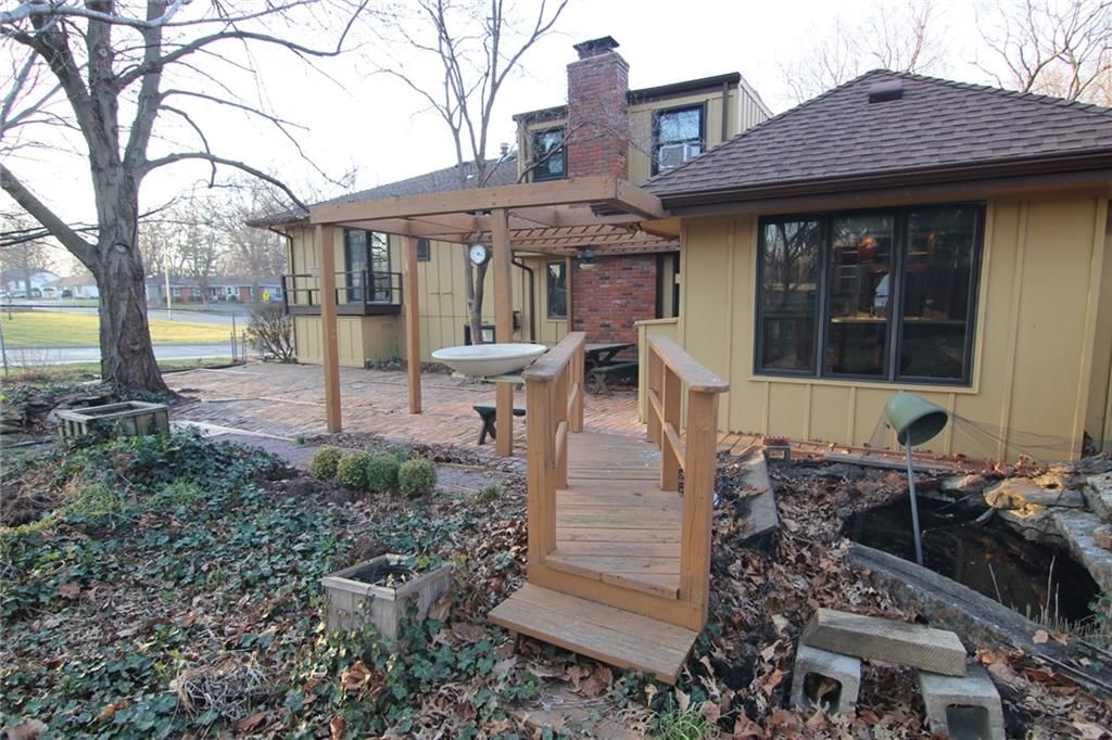 11415 W 49th Terrace — photo 29
