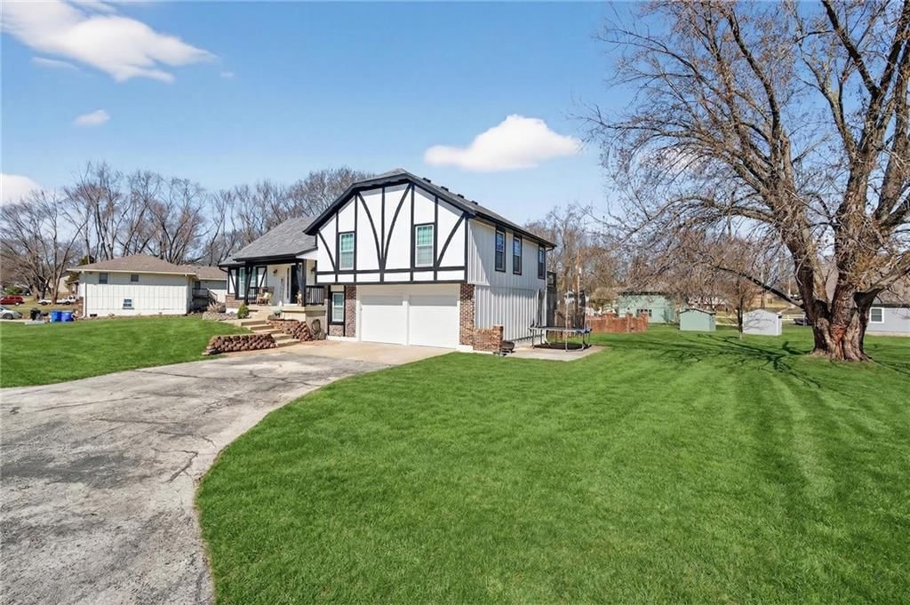 5660 Meadow Heights Drive — photo 2