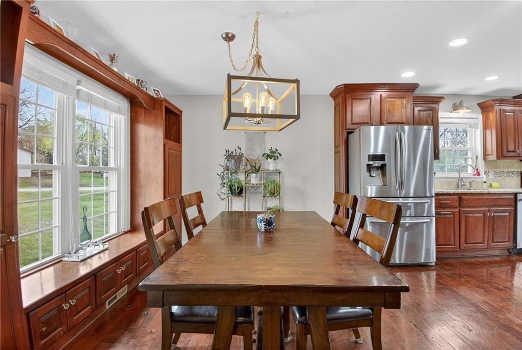 5660 Meadow Heights Drive — photo 14