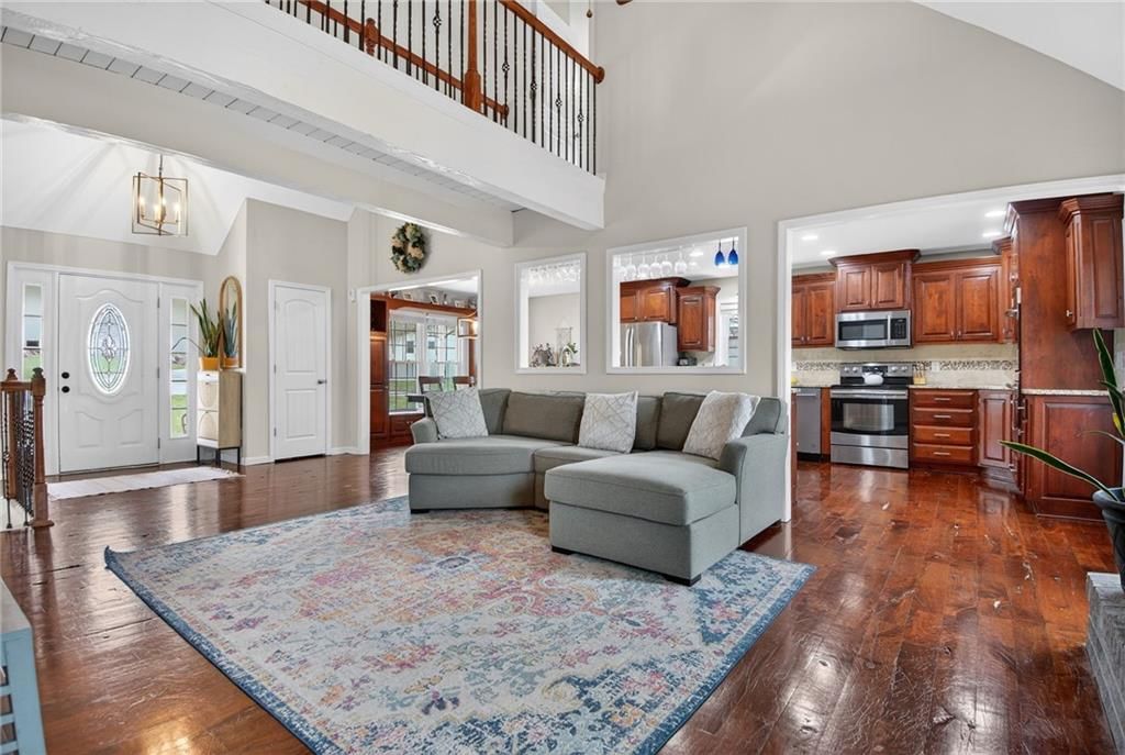 5660 Meadow Heights Drive — photo 15