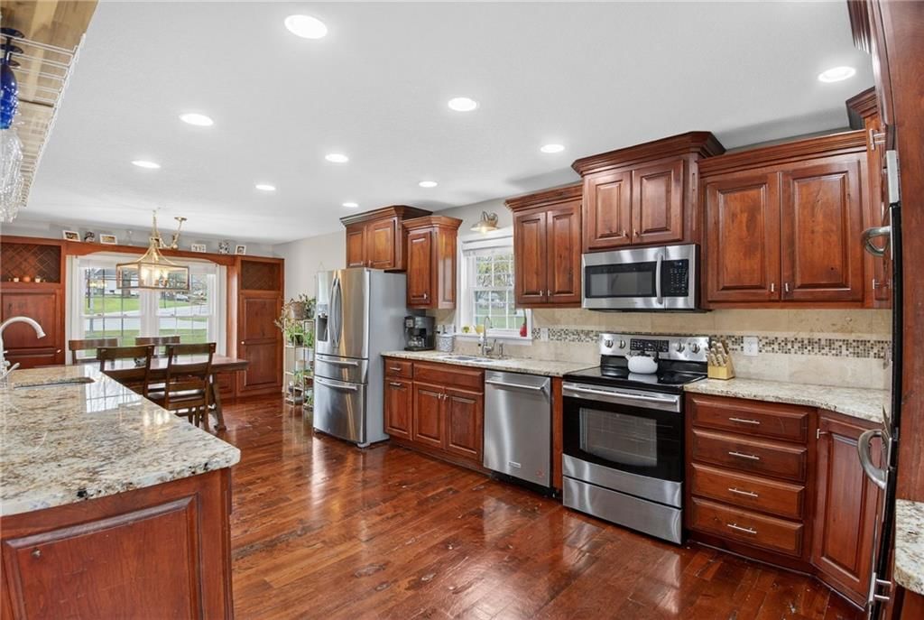 5660 Meadow Heights Drive — photo 18