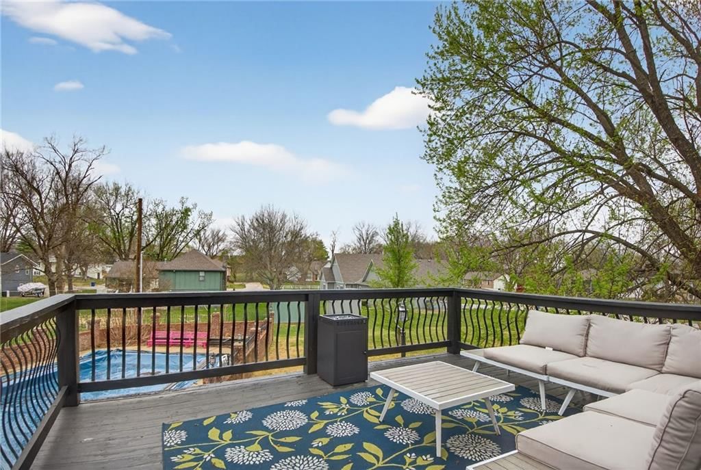 5660 Meadow Heights Drive — photo 30