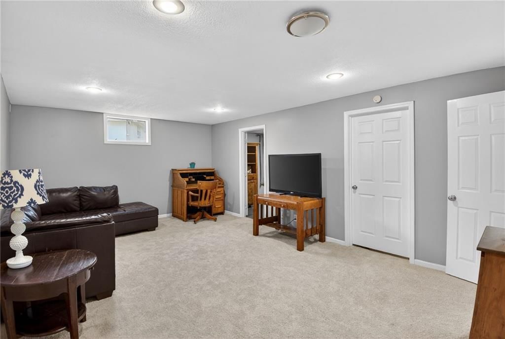 5660 Meadow Heights Drive — photo 39