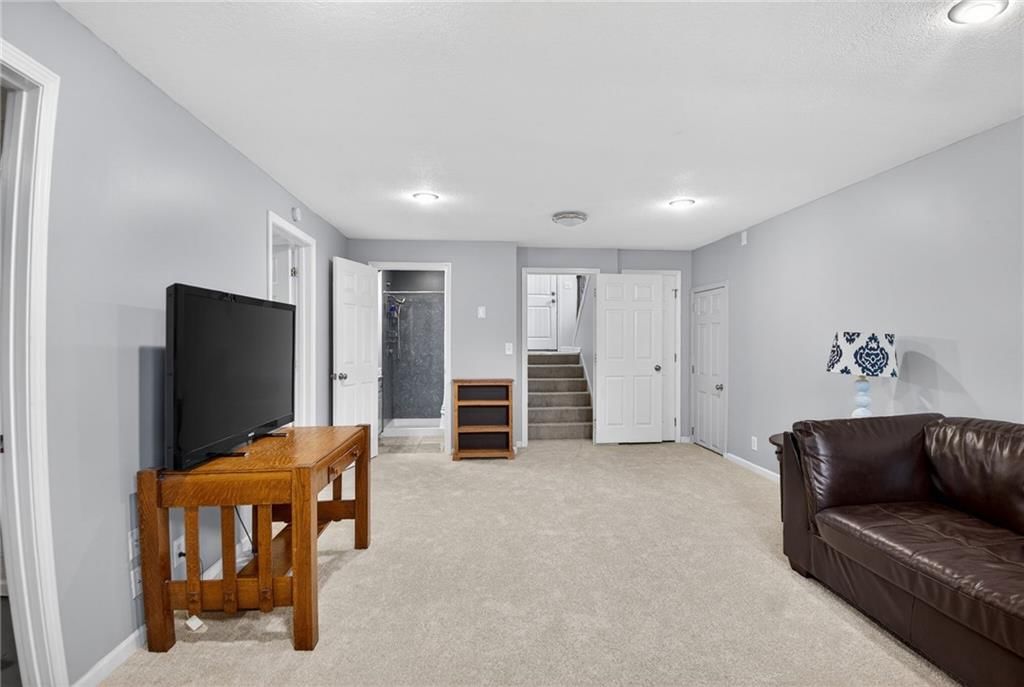 5660 Meadow Heights Drive — photo 40