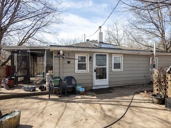 2707 Maple Avenue — photo 2