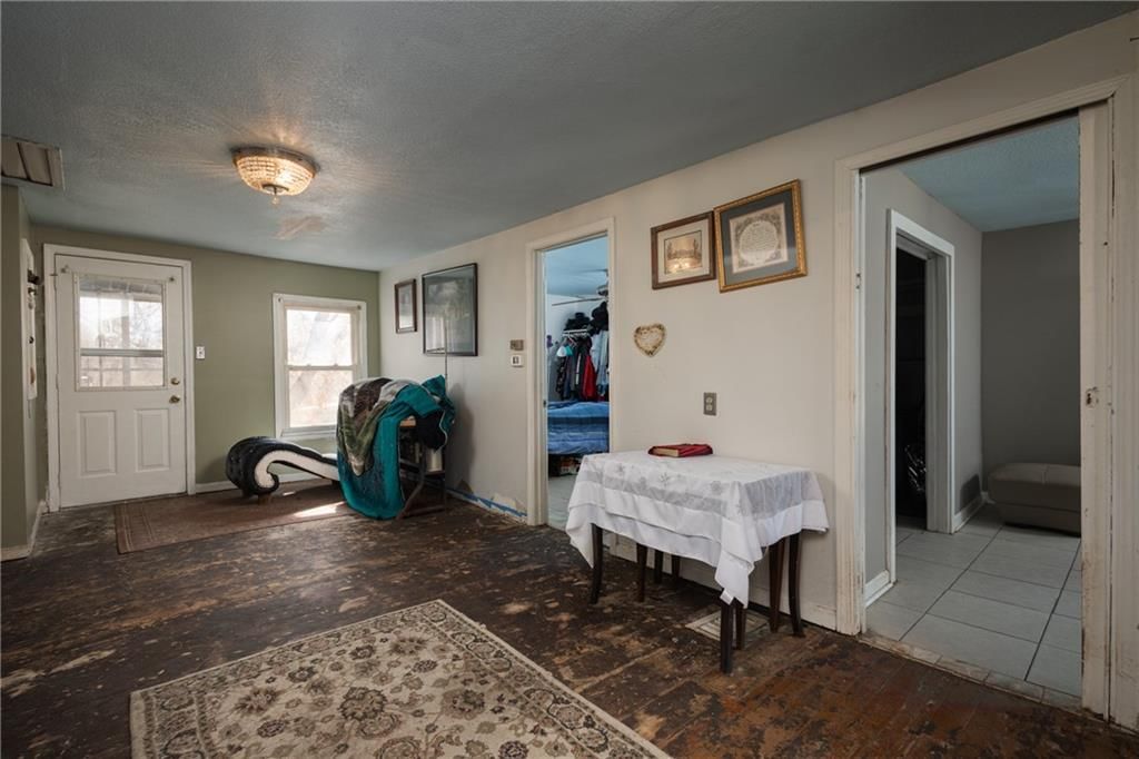 2707 Maple Avenue — photo 18