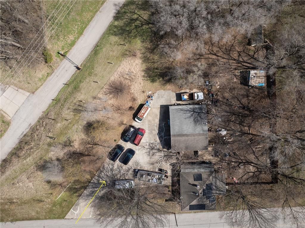 2707 Maple Avenue — photo 39