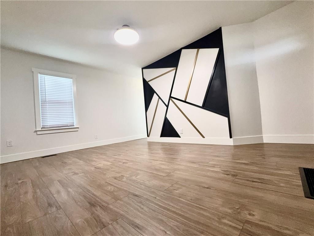 1004 N Duvall Avenue — photo 6