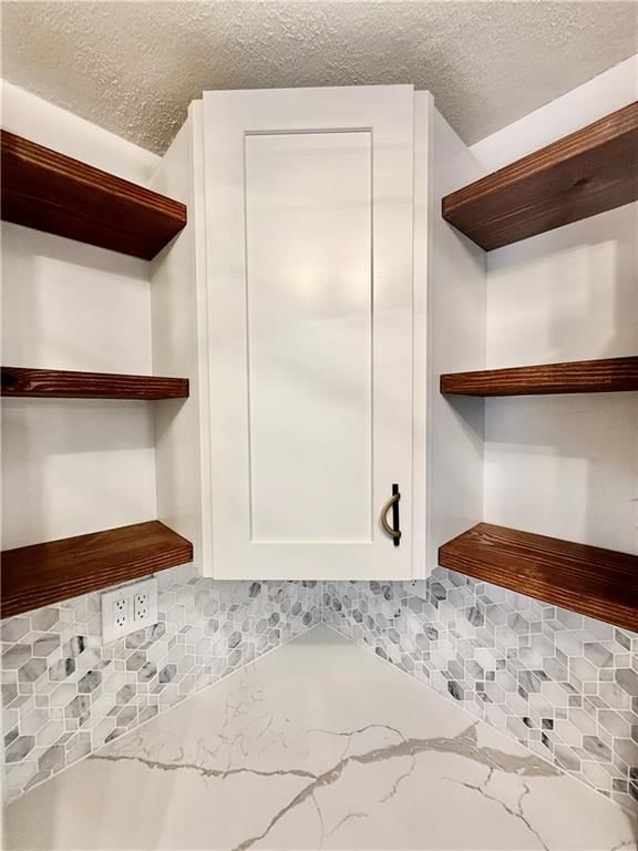 1004 N Duvall Avenue — photo 14