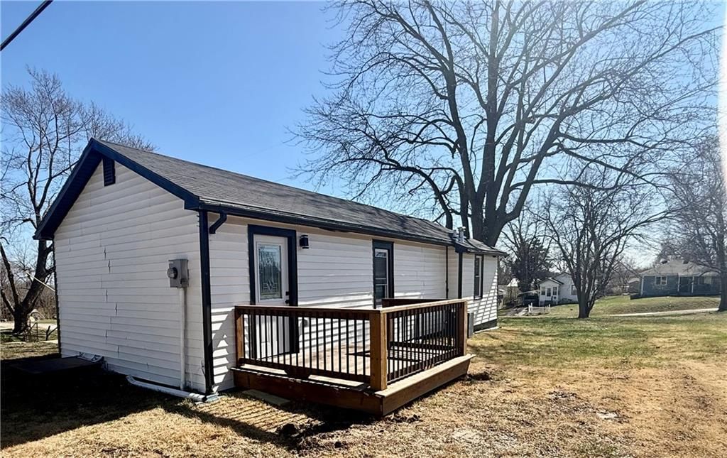 1004 N Duvall Avenue — photo 31