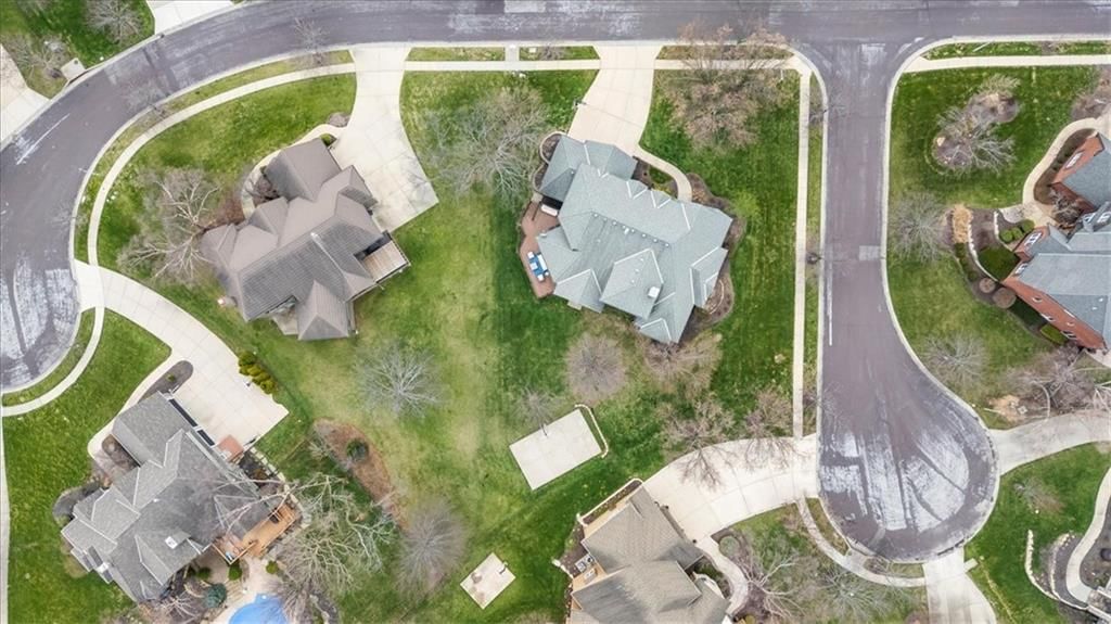 11302 W 140th Terrace — photo 35