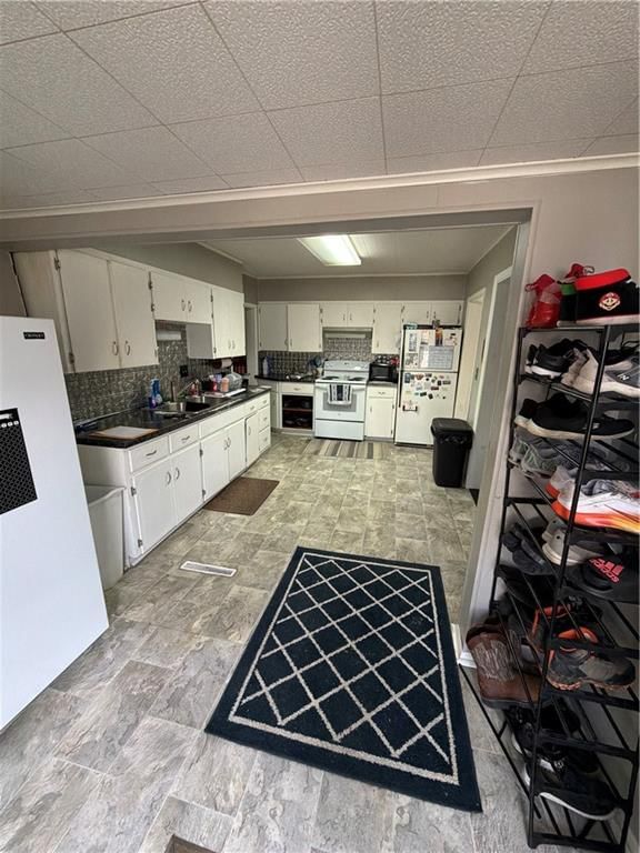 1222 Elm Street — photo 6