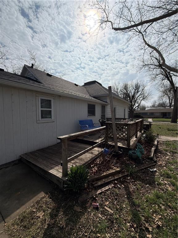 1222 Elm Street — photo 15