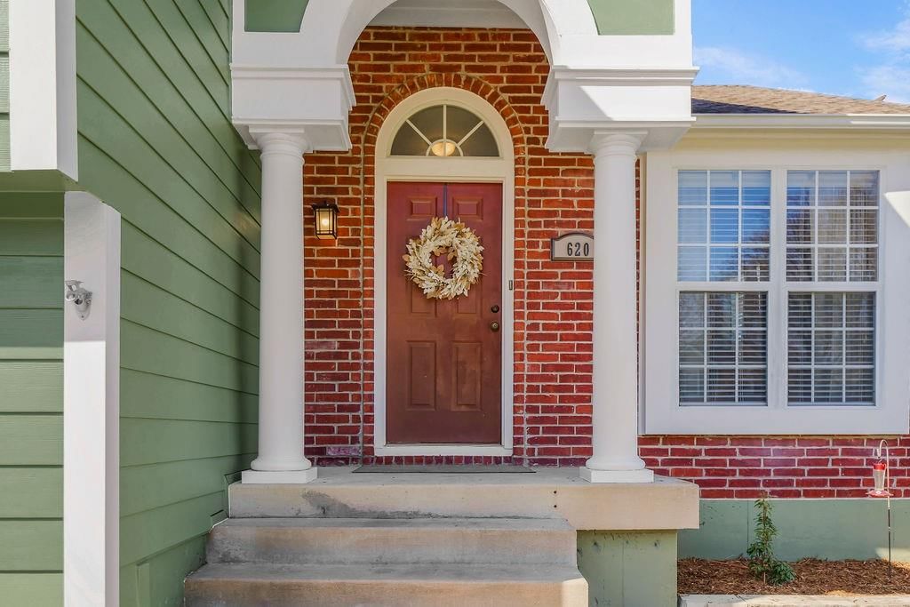 620 SE Sumpter Drive — photo 3