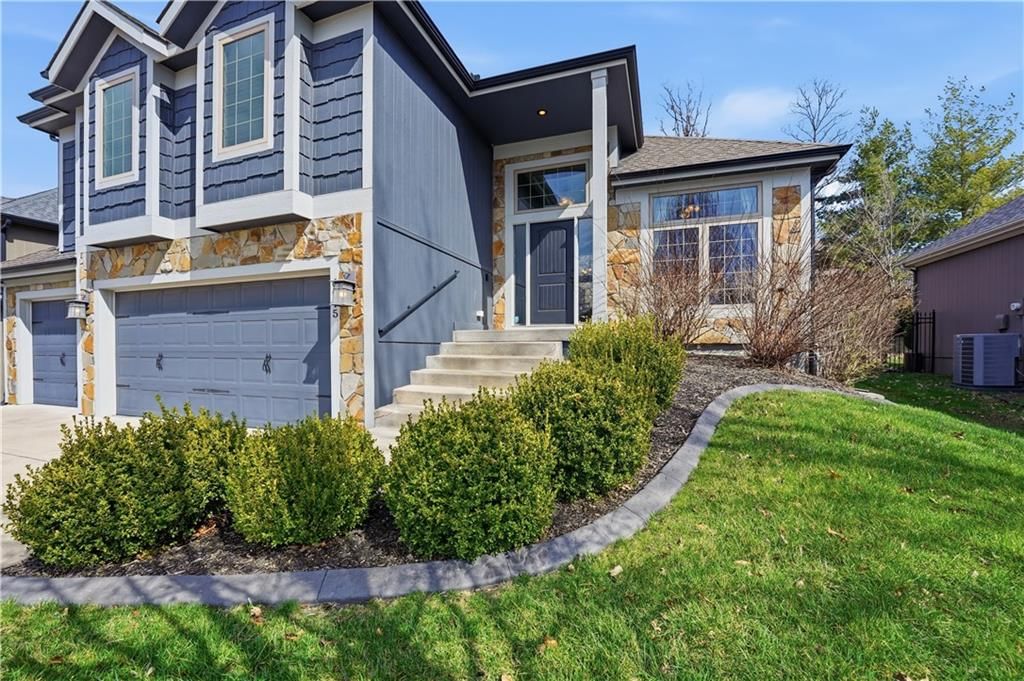 6015 N Ames Avenue, Kansas City, MO