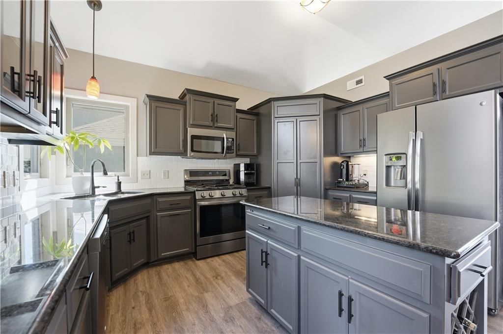6015 N Ames Avenue — photo 11