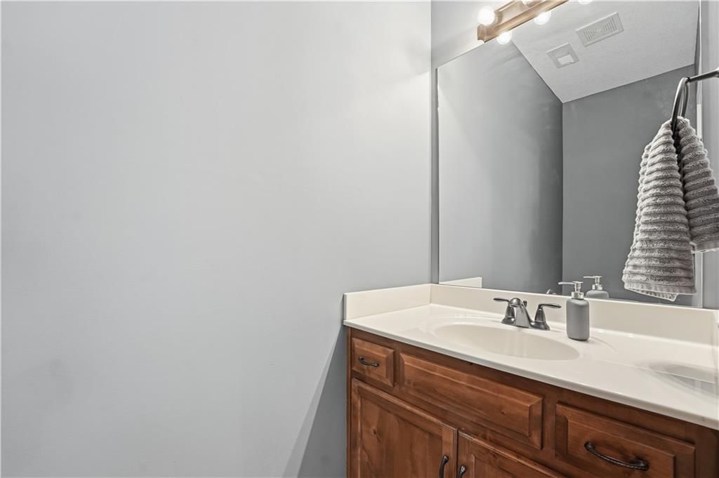 6015 N Ames Avenue — photo 29