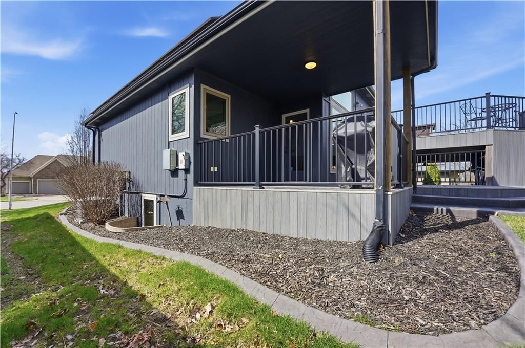 6015 N Ames Avenue — photo 42
