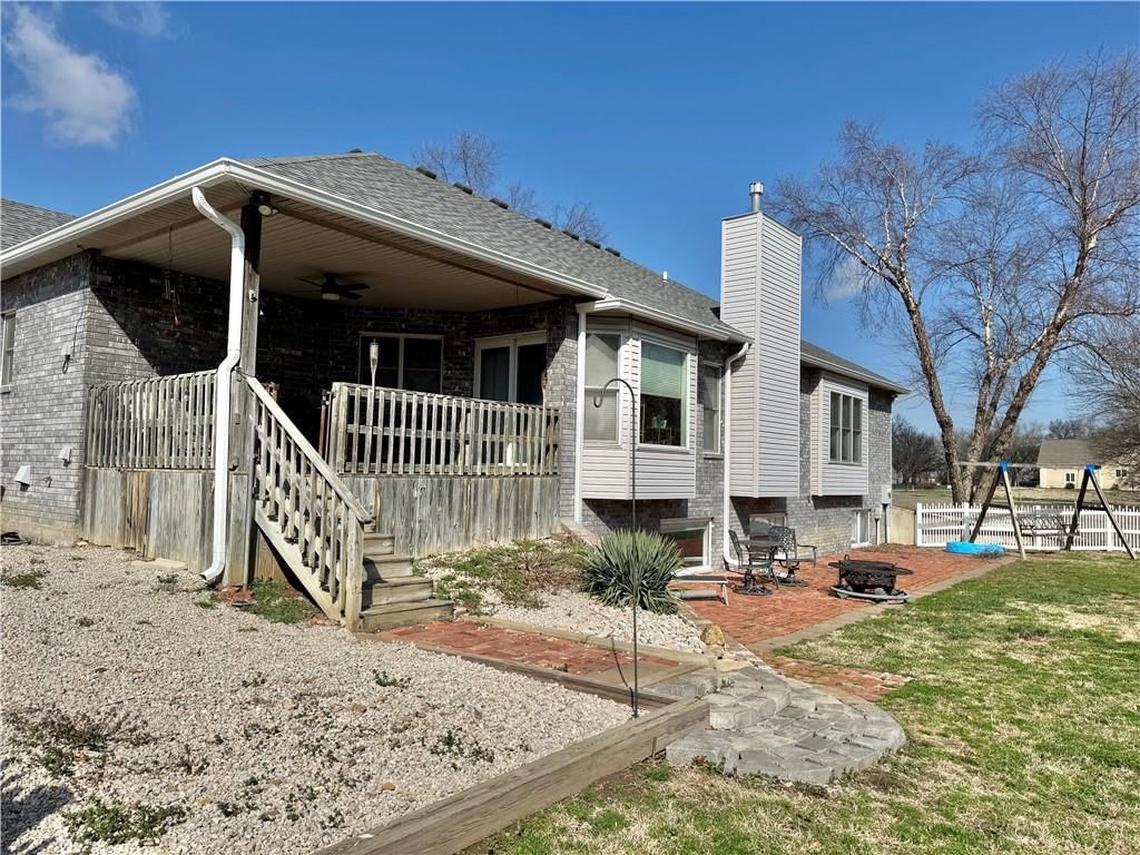 611 Deer Trail — photo 39