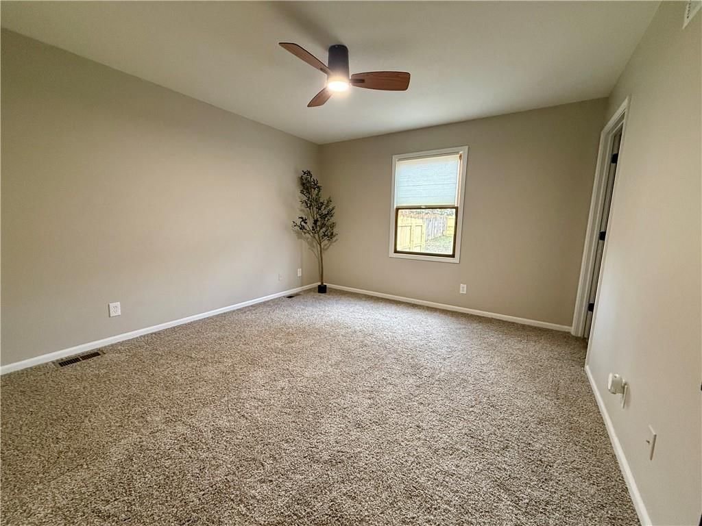 1320 Pacific Avenue — photo 14