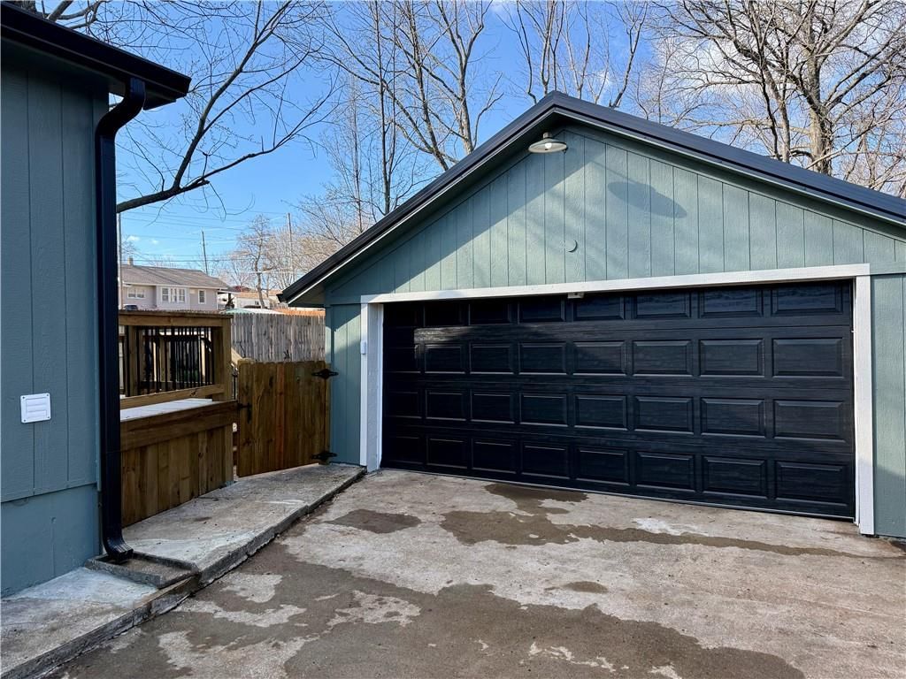 1320 Pacific Avenue — photo 39
