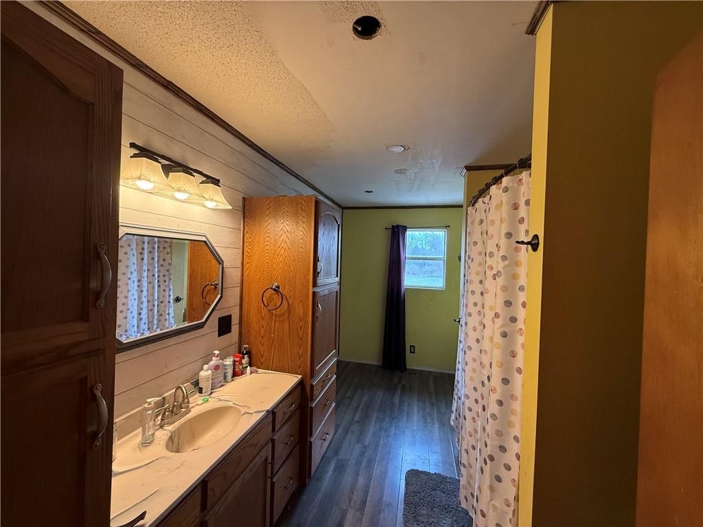 23257 Locust Street — photo 12