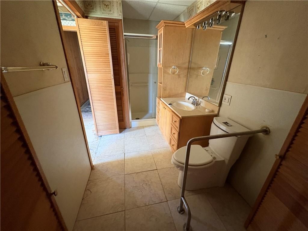 2305 Castle Lane — photo 9