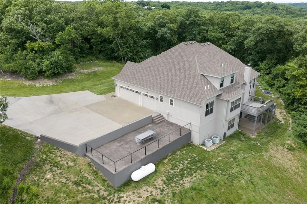 17384 Blue Moon Lane — photo 43