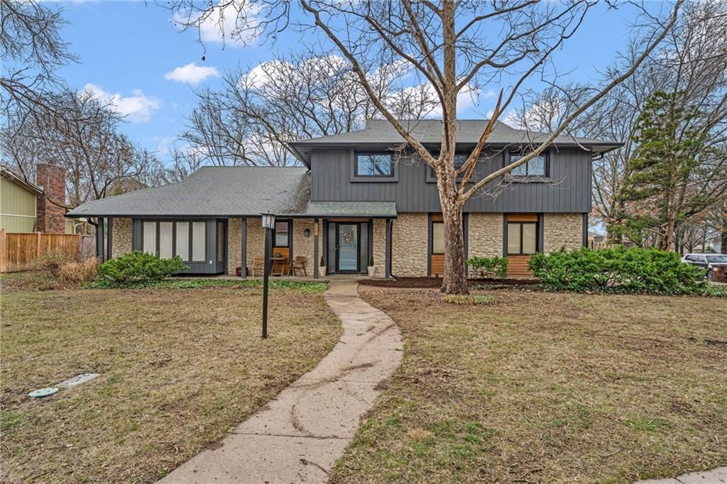 502 Millstone Drive — photo 2