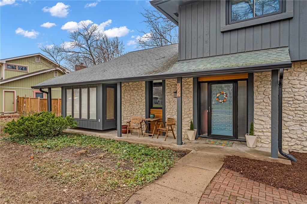 502 Millstone Drive — photo 3