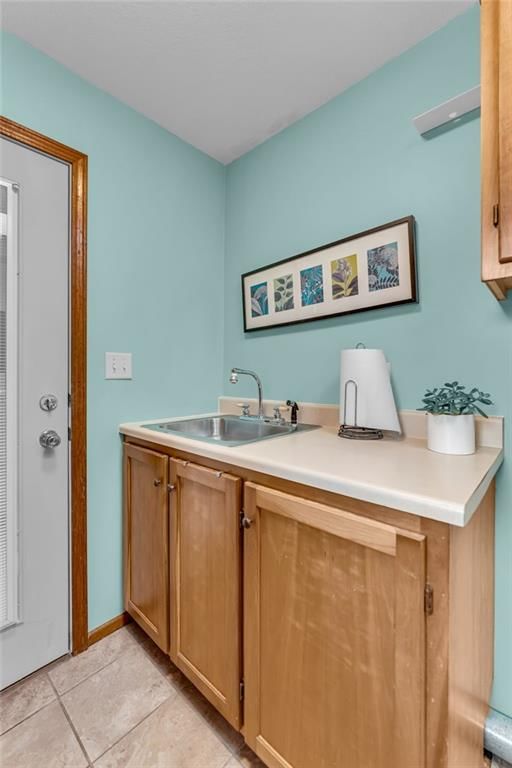 502 Millstone Drive — photo 24