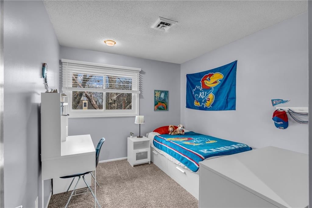 502 Millstone Drive — photo 42