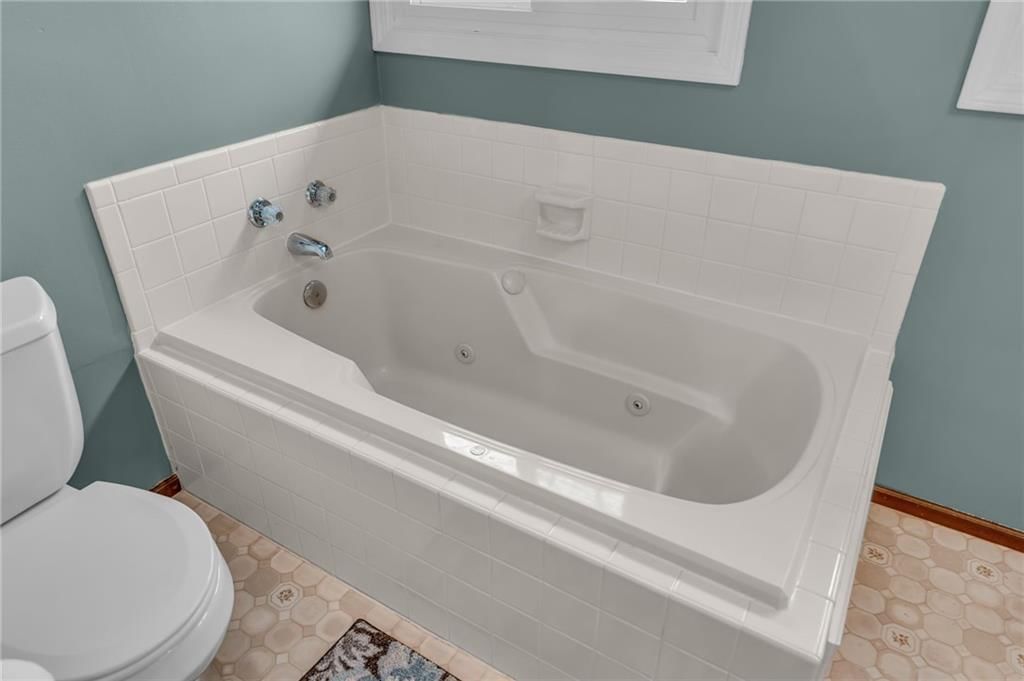 502 Millstone Drive — photo 48