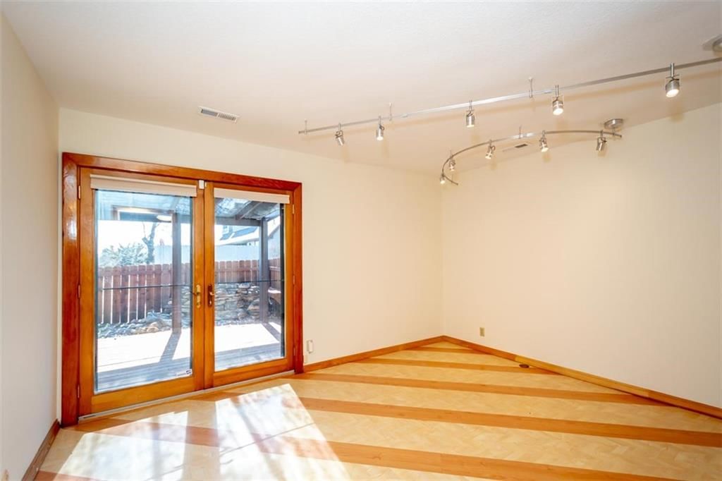2713 W 24th Terrace — photo 13