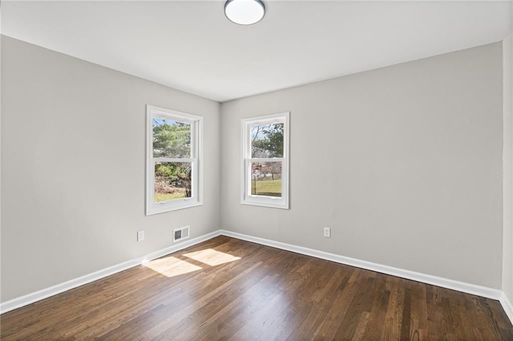 8921 N Charlotte Street — photo 13