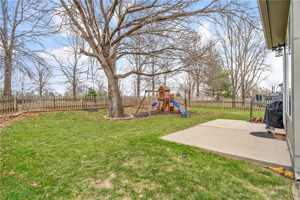 14652 W 151st Terrace — photo 38