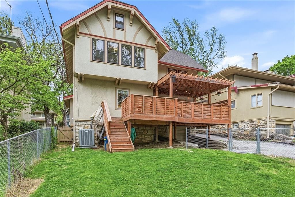 5728 Grand Avenue — photo 8
